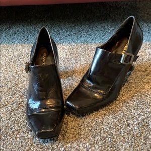 Dark brown heeled Bootie on trend shoe